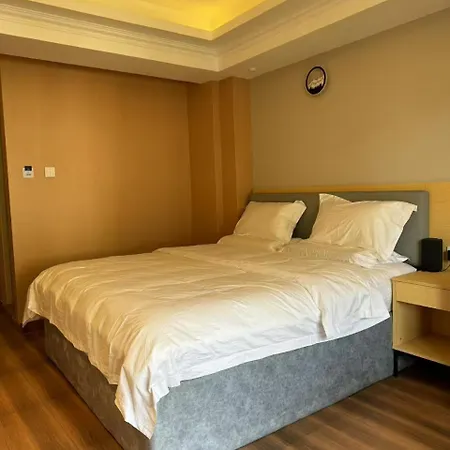 Star Valley Hotel